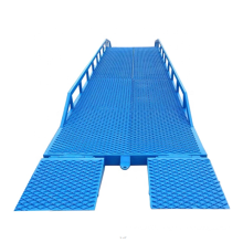 CE Forklift truck container mobile loading yard ramp with adjustable height legs